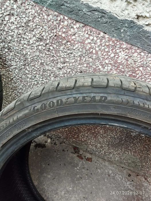 Гуми 225/40/18 - 4 бр.