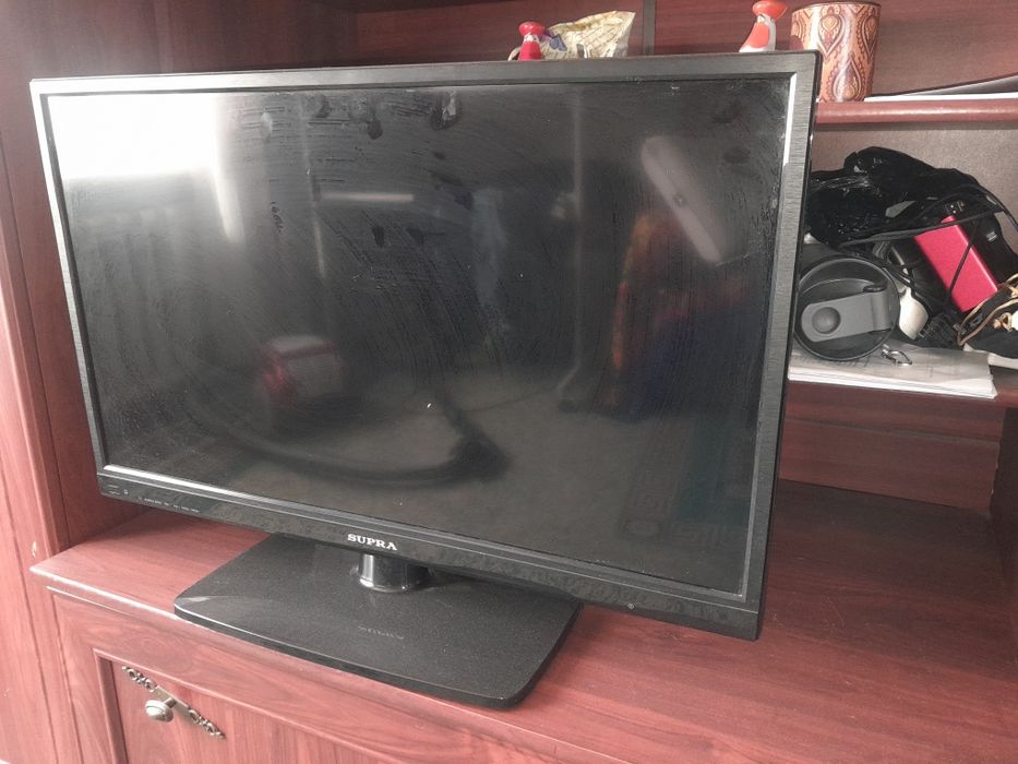 Продам телевизор диагональ 75 см