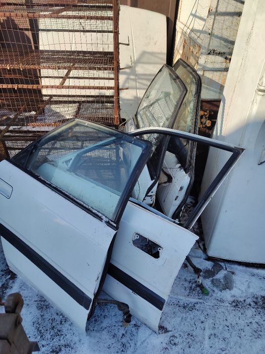 Дверь,багажник Мазда 626