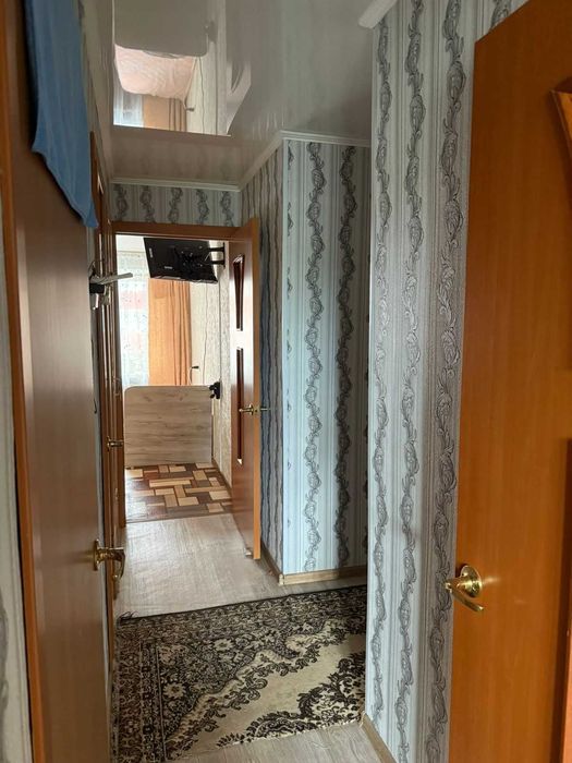 Продам 3 ком квартиру Береке ( бензострой )