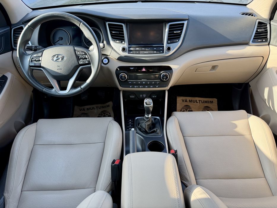 Hyundai Tucson 2016 Diesel 2.0 Euro 6 numere rosii valabile !!