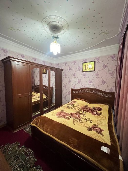 Продаётся 4-х комнатная квартира на Массиве Кушбеги, в дол дороге