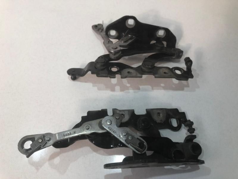 Set balamale capota fata a20488002282.2 cdtia651 Mercedes-Benz E-Clas