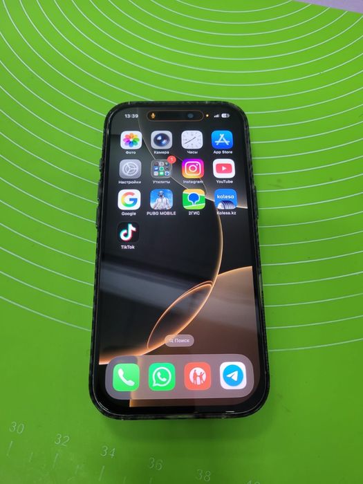 Продам Iphone 16 pro