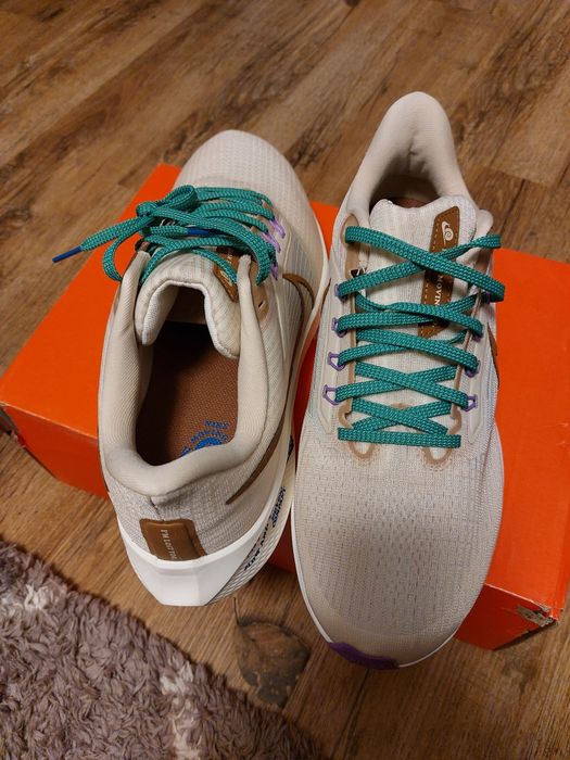 Adidasi Nike Pegadus 39