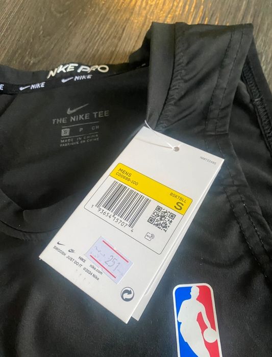 Maiou Nike pentru sală