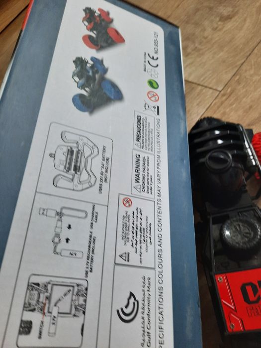 Mașinuța electrica cu telecomanda.