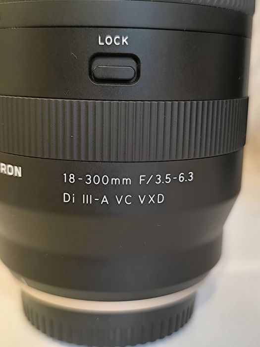 Obiectiv Fujifilm XF 18-300mm f/3.5-6.3 R LM OIS WR

Descriere: