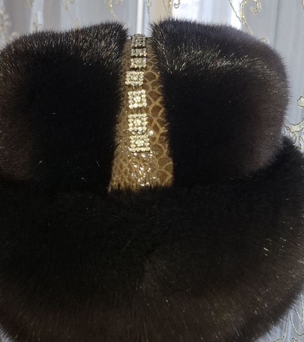 Продам норковую шапку (оригинал)