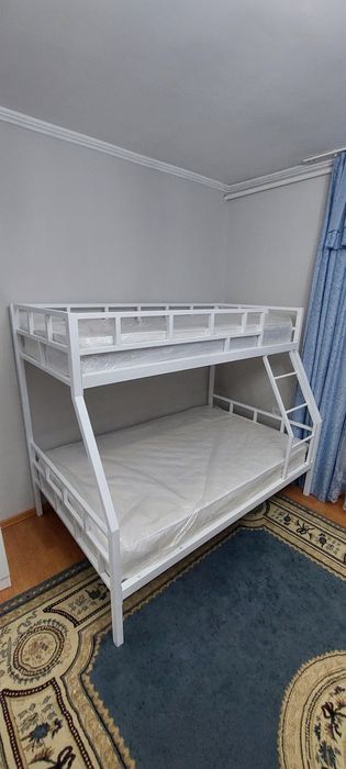 Кровать двухъярусная