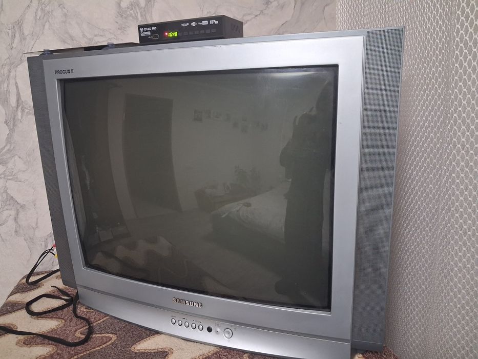 Продам телевизор.