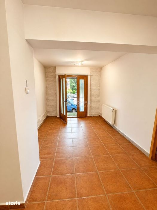 Spatiu comercial/birouri Calea Bucuresti7 zona Judetean