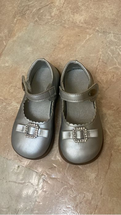Продам вещи детские