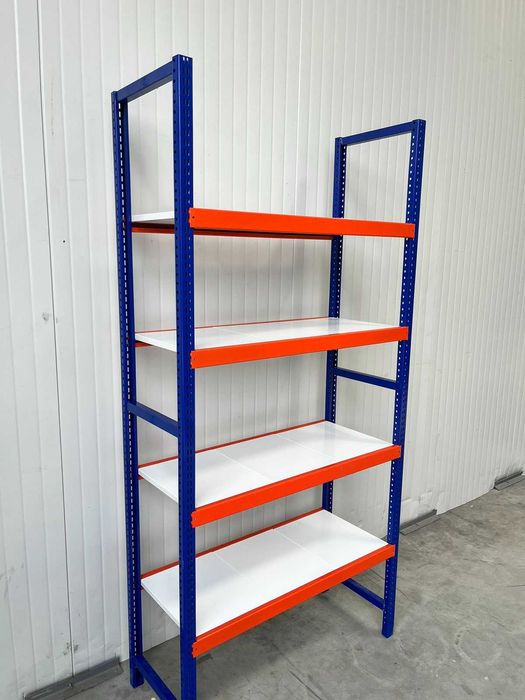 Метални стелажи за склад на 4 нива