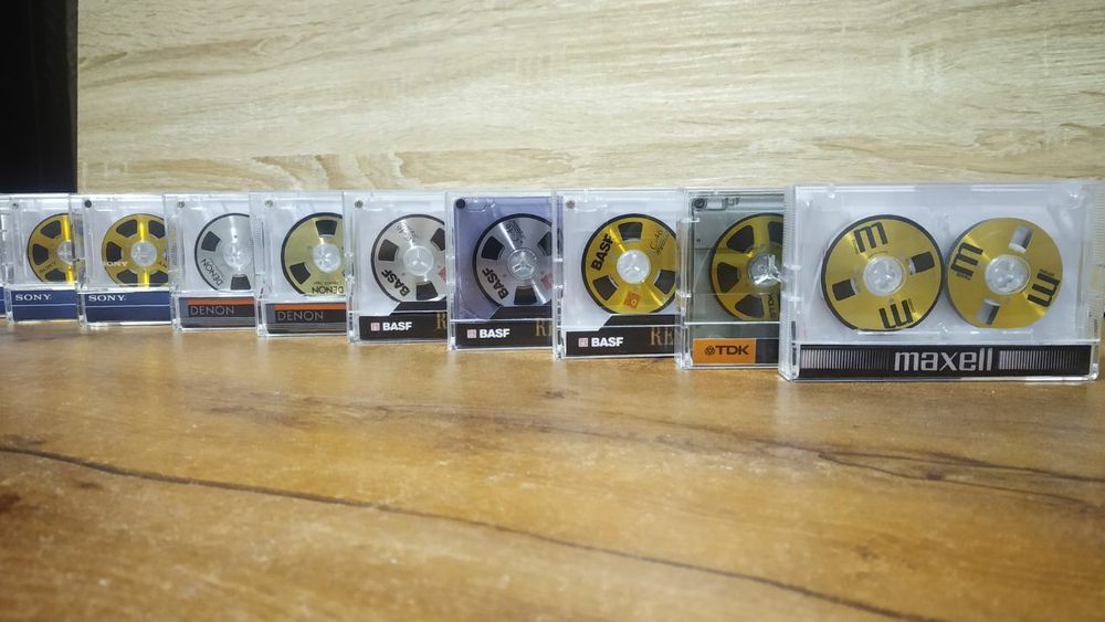 Аудиокассеты с алюминиевыми бобинками