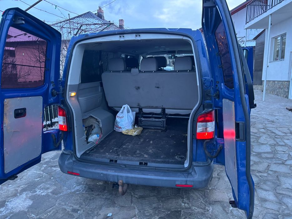 Vand vokswangen T5 8+1 locuri 2.0 tdi
