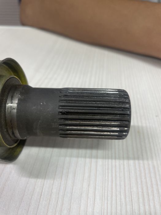 Промежуточный вал граната привод в сборе