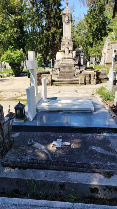 Loc de veci Cimitirul Bellu Militar