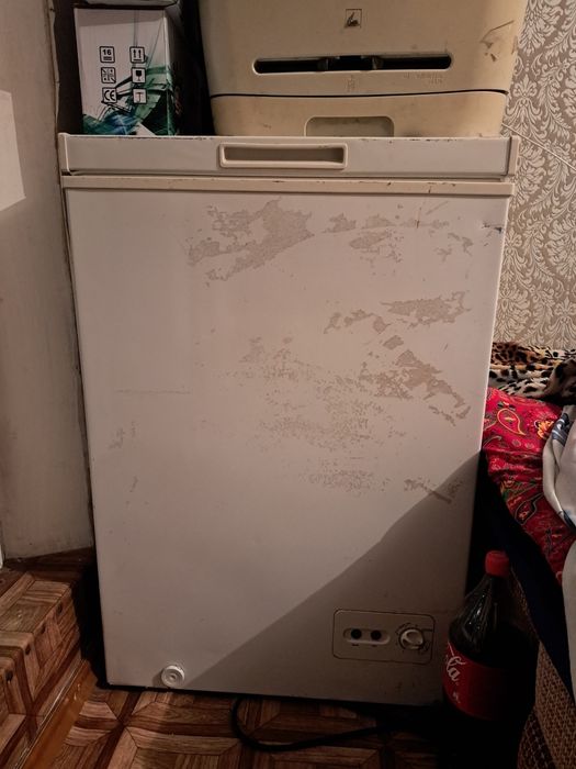 Морозильник на 100 лит