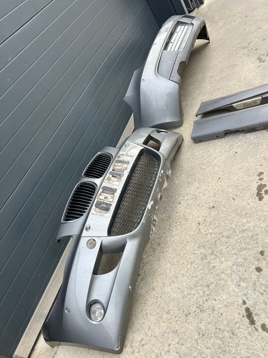 Bara fata spate praguri m pachet bmw e87 e81