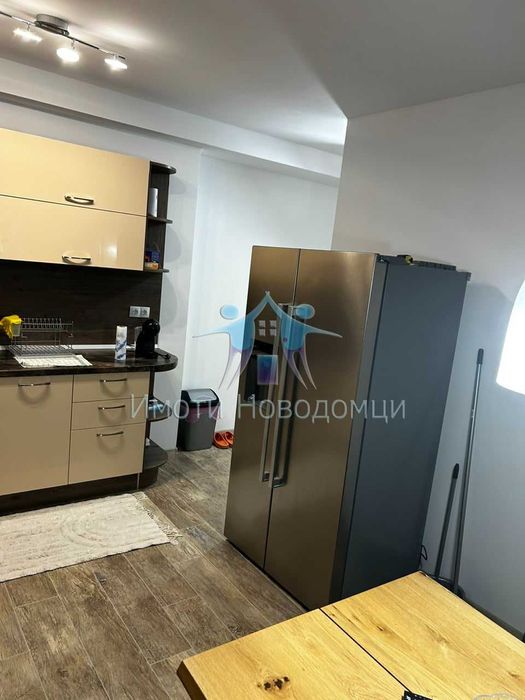 Продава се Тристаен апартамент в Шумен, Пазара - 98 кв.м за 1629 €/кв.м - Снимка #3