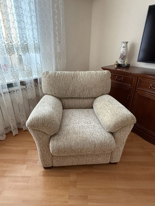 Продаю угловой диван