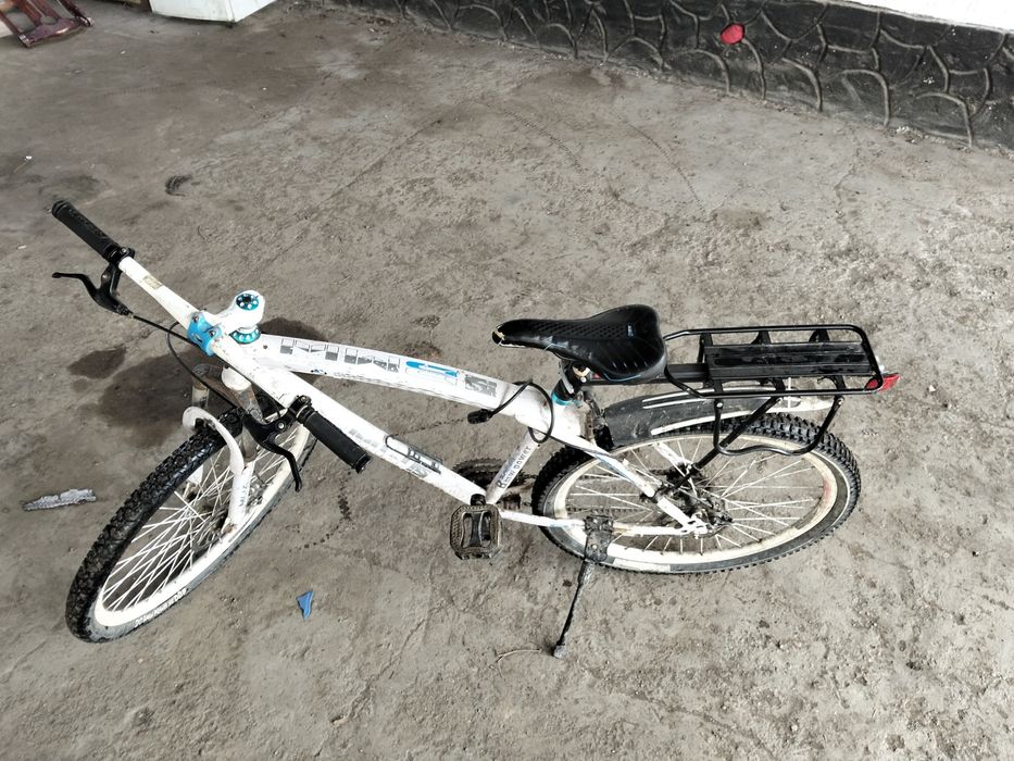 Спартивный велик бмв