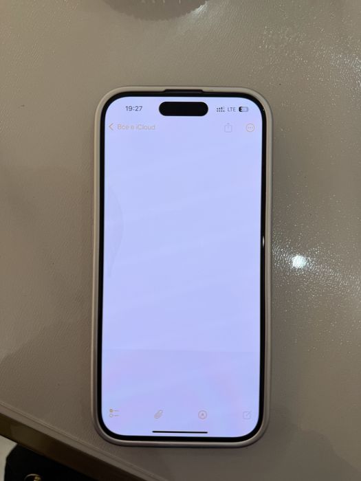 Продам айфон 16 256 гб