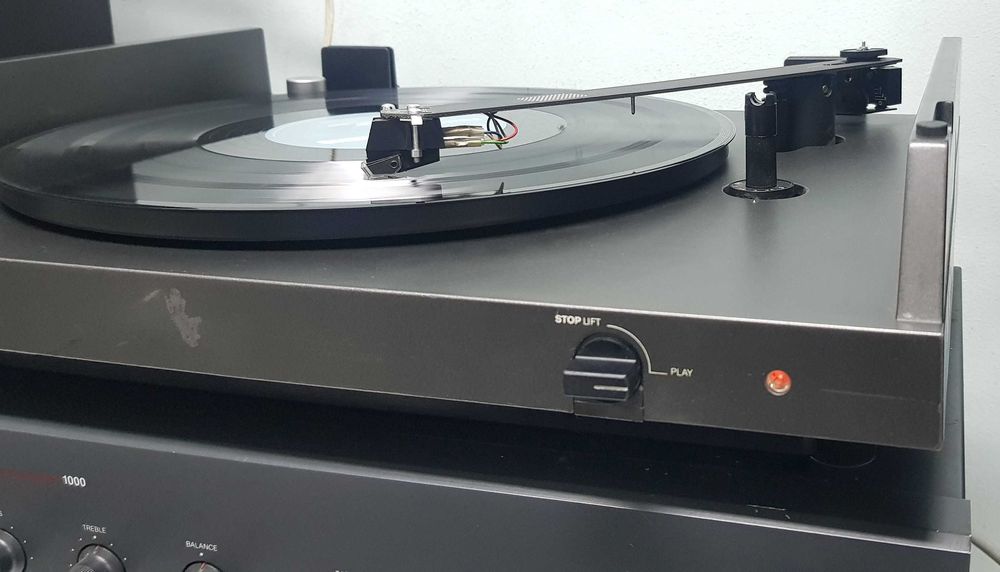NAD 5120 pickup turntable vinil muzica vintage