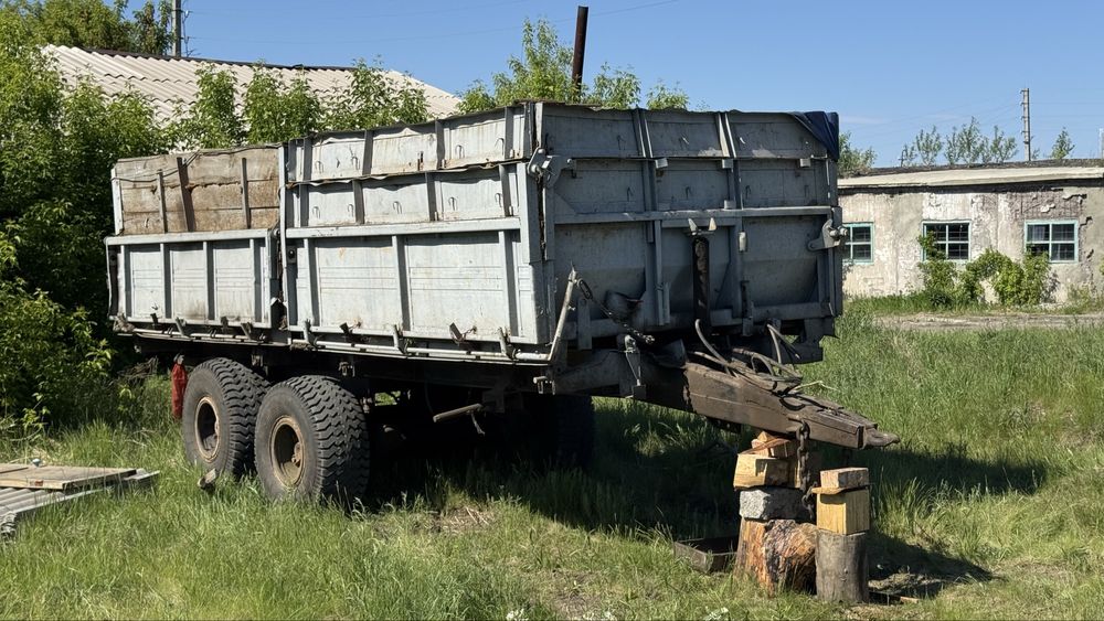 Прицеп тракторный ПТС-12
