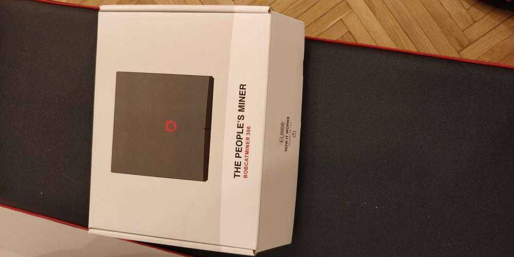 Bobcat Miner 300 - aparat pentru minat Crypto HNT