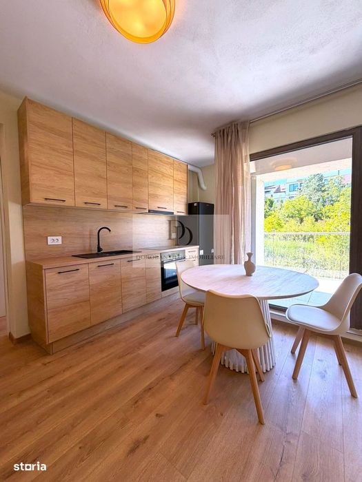 Apartament cu 3 Camere + 2 Băi | Parcare | Complex Privat | Borhanci
