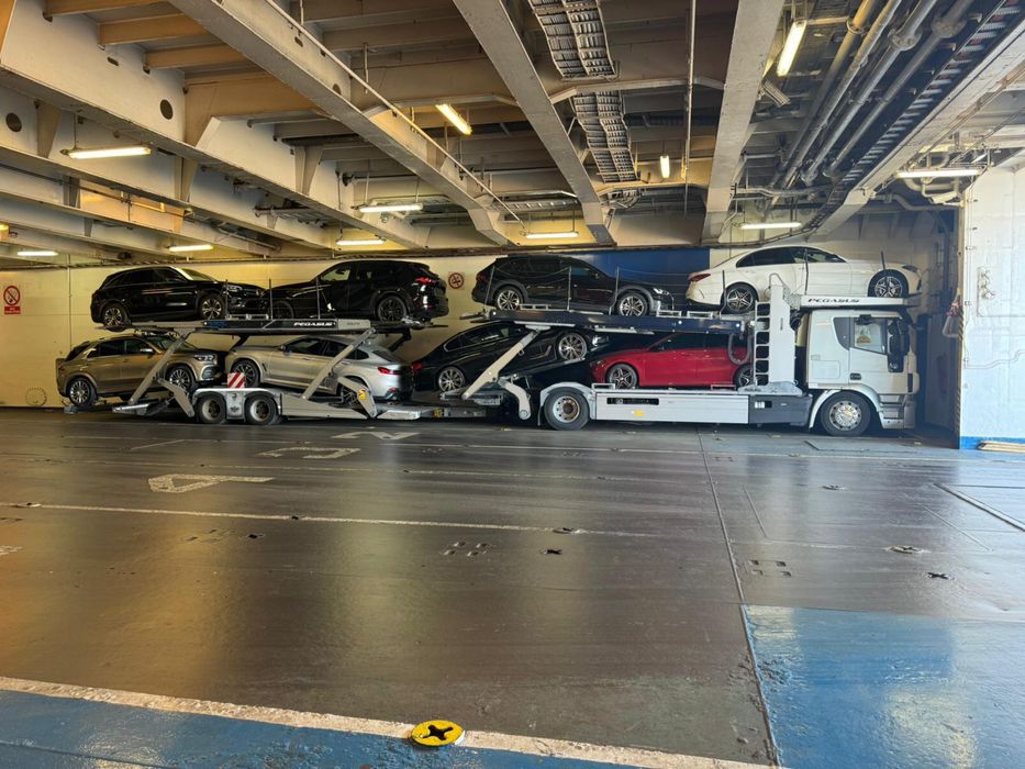 Transport auto Suedia