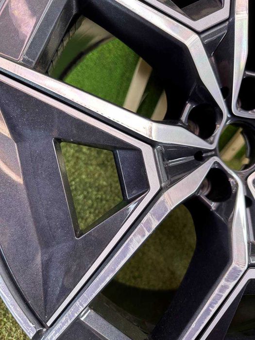 Jantă BMW SERIA 5 G60 r19 j8,5 stil 936m