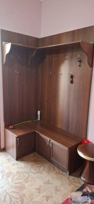 Вешалка в прихожую