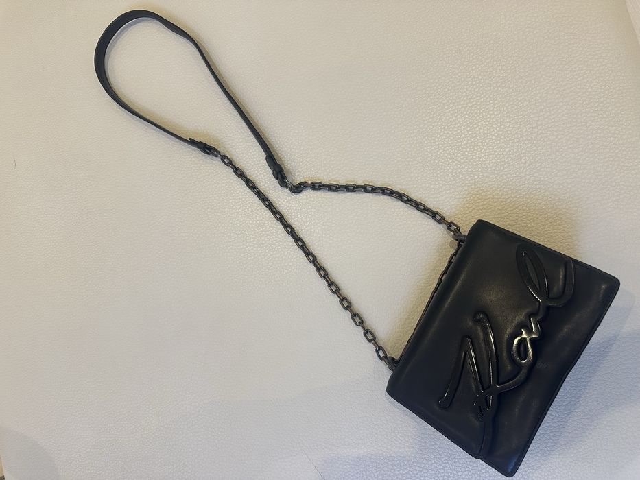 Дамска малка чанта Karl Lagerfeld черна