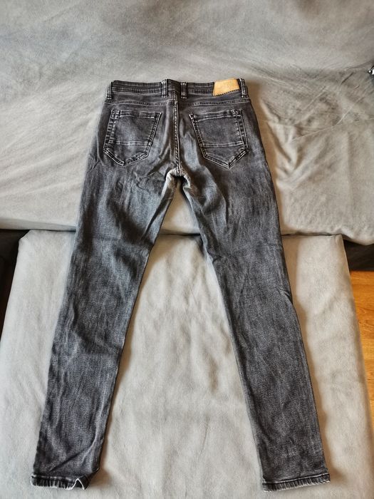 5 чифта дънки (32 и 33) 1 чифт панталон