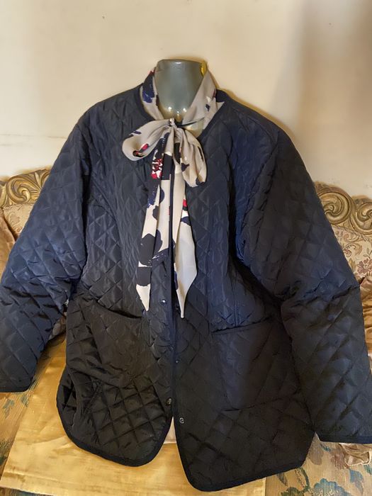 Дамски комплект от блуза и яке