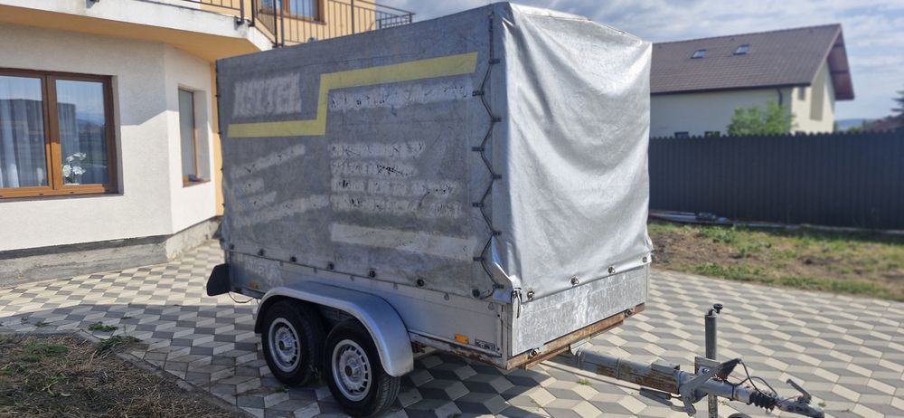 Remorcă  2000 kg