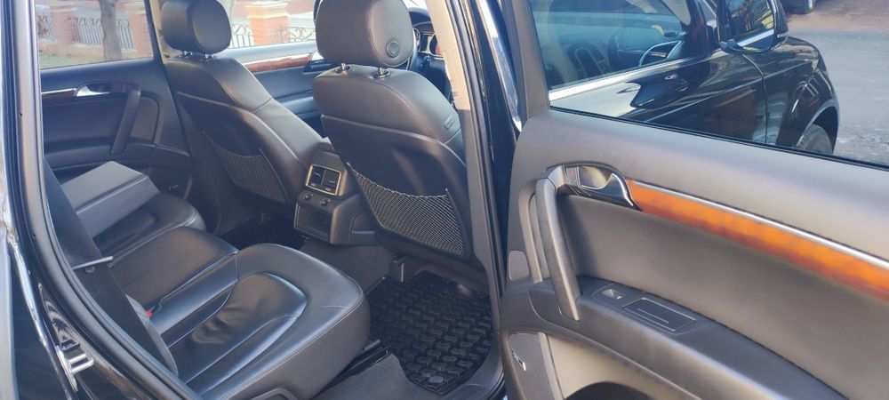 Продается в идеальном состоянии Ауди q7