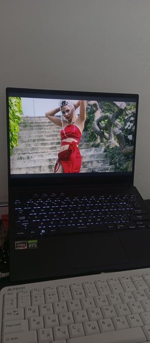 Asus ROG flov game ming netbook