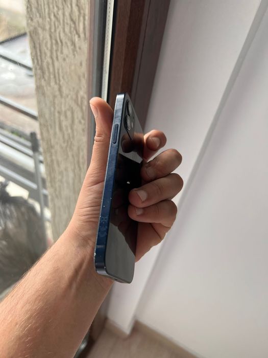 Vand iphone 12 stare buna de functionare