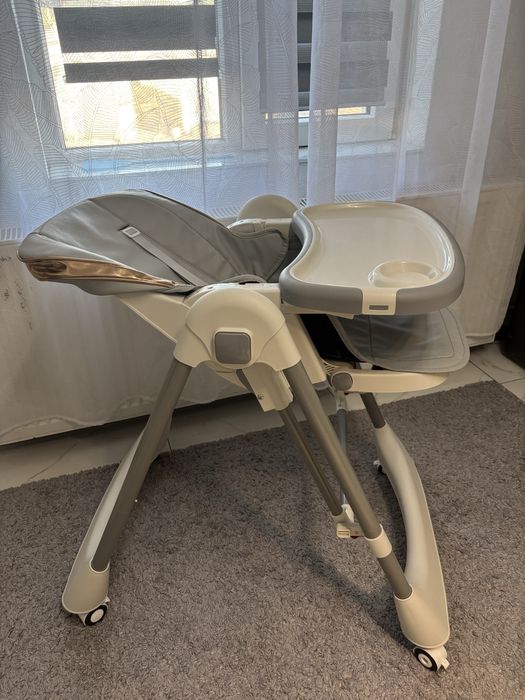 Scaun de masa bebe