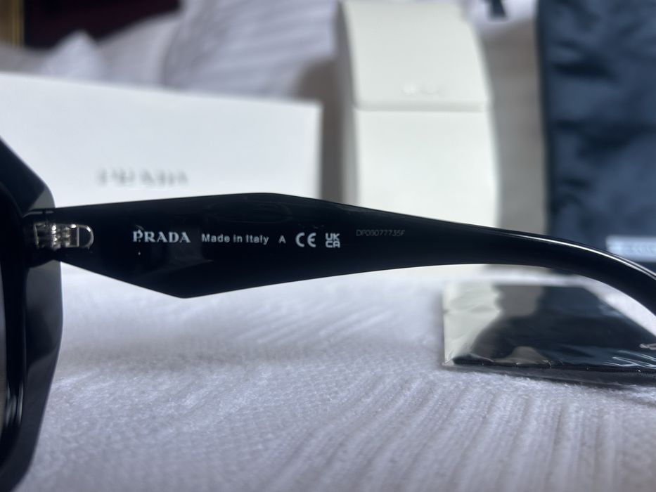 Prada sunglasses оригинал