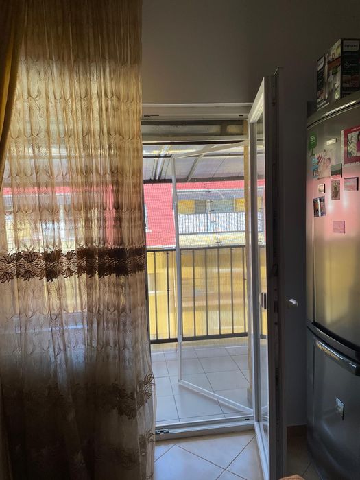 Închiriez apartament cu două camere