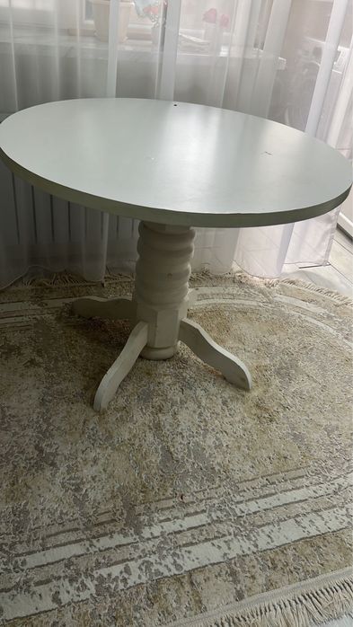 кухынный стол