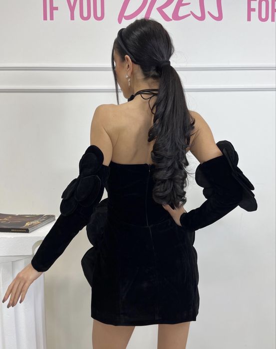 Rochie mini flori 3d maneci