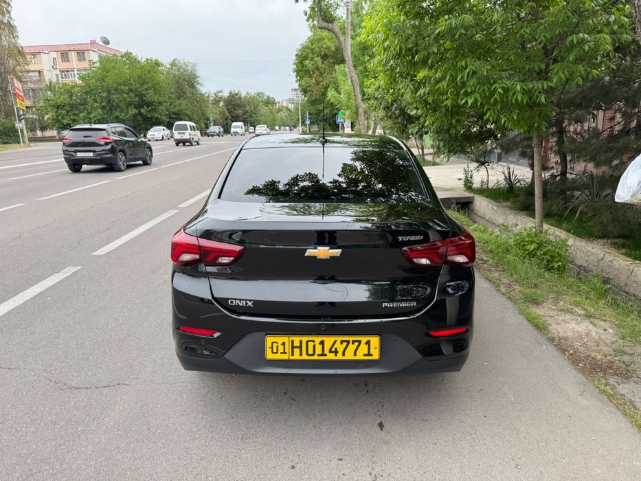 Chevrolet Onix 2023 — 4