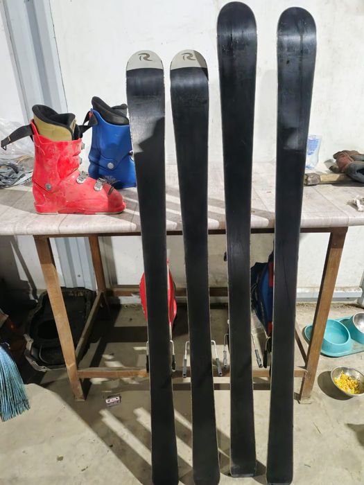 Продам Лыжи       .