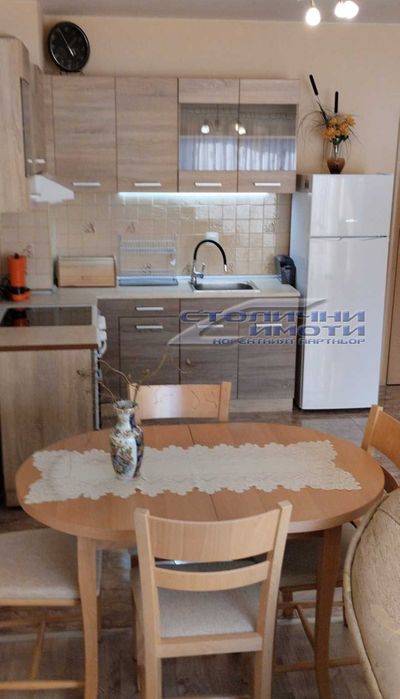 Дава се под наем Тристаен апартамент в София, Център - 94 кв.м за 714 € - Снимка #3